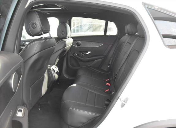 奔驰GLC轿跑 2021款 GLC 300 4MATIC 轿跑SUV 车厢座椅   后排空间