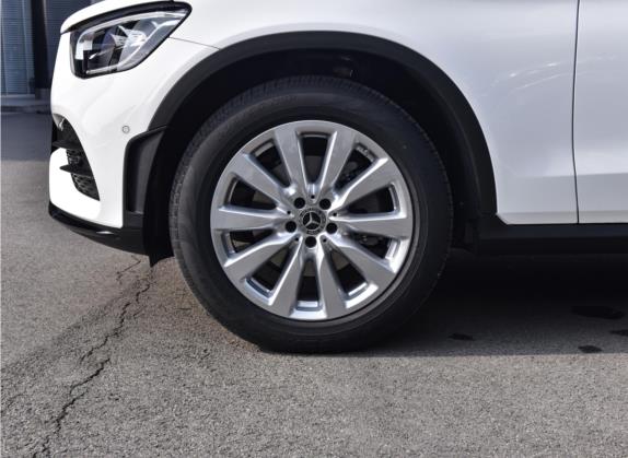 奔驰GLC轿跑 2022款 GLC 260 4MATIC 轿跑SUV 其他细节类   前轮