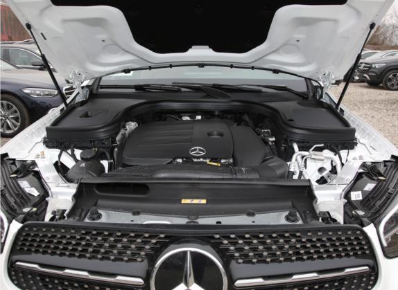 奔驰GLC轿跑 2022款 改款 GLC 260 4MATIC 轿跑SUV 其他细节类   发动机舱