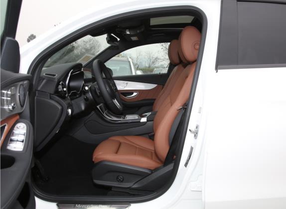 奔驰GLC轿跑 2022款 改款 GLC 260 4MATIC 轿跑SUV 车厢座椅   前排空间