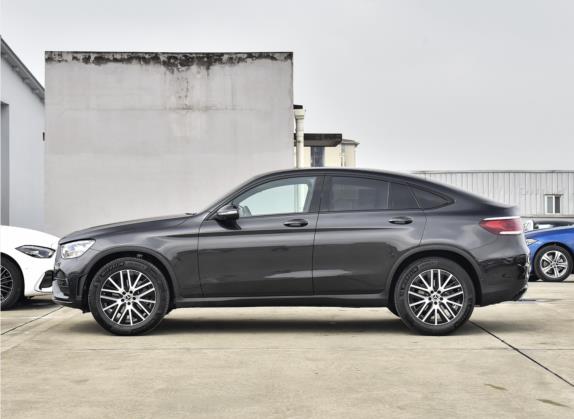 奔驰GLC轿跑 2023款 GLC 260 4MATIC 轿跑SUV 外观   正侧