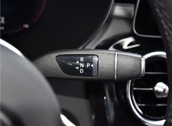 奔驰GLC轿跑 2023款 GLC 260 4MATIC 轿跑SUV 中控类   挡把