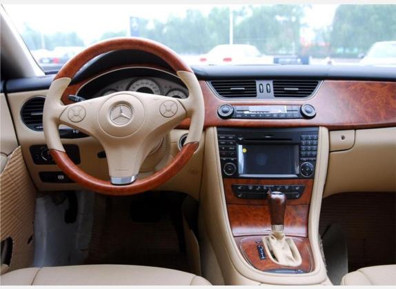 奔驰CLS 2008款 CLS 350 中控类   驾驶位