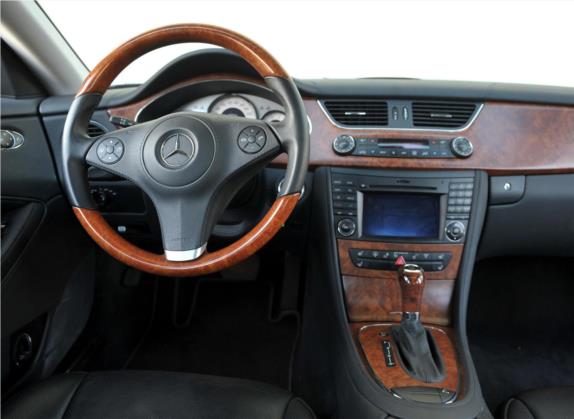 奔驰CLS 2009款 CLS 350 中控类   驾驶位