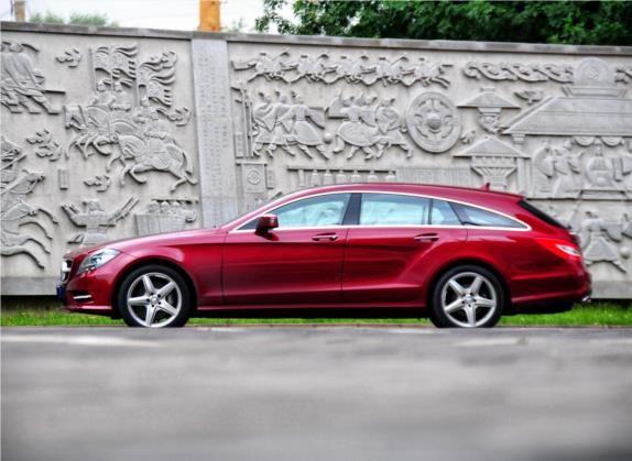 奔驰CLS 2013款 CLS 350 猎装时尚型 外观   正侧