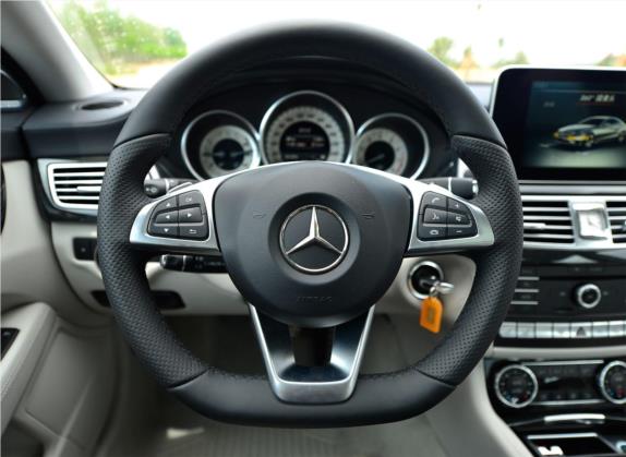 奔驰CLS 2015款 CLS 400 4MATIC 中控类   驾驶位