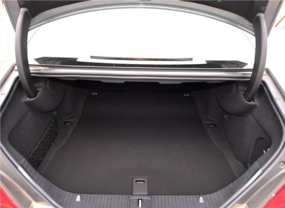 奔驰CLS 2015款 CLS 400 4MATIC 车厢座椅   后备厢