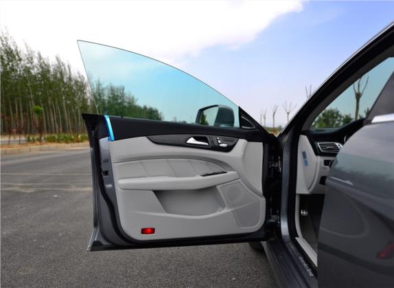 奔驰CLS 2015款 CLS 400 4MATIC 车厢座椅   前门板