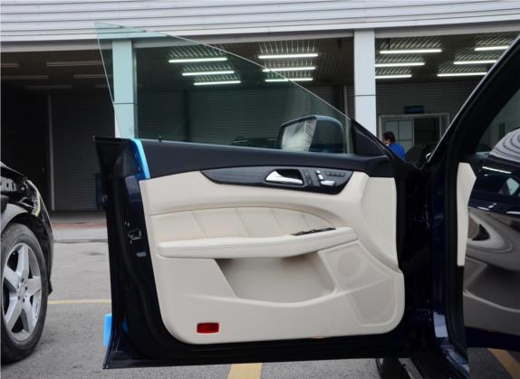 奔驰CLS 2015款 CLS 320 车厢座椅   前门板
