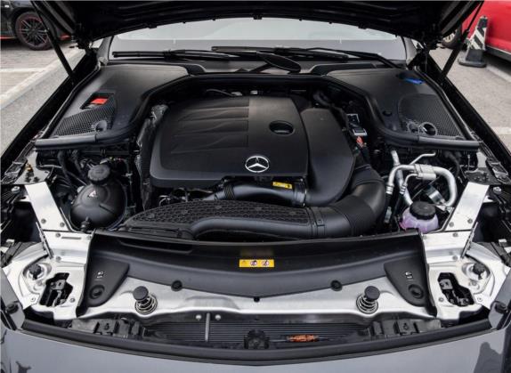奔驰CLS 2018款 CLS 350 4MATIC 其他细节类   发动机舱