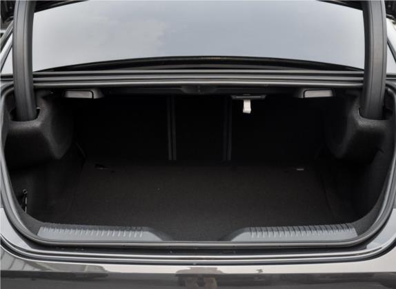 奔驰CLS 2018款 CLS 350 4MATIC 车厢座椅   后备厢