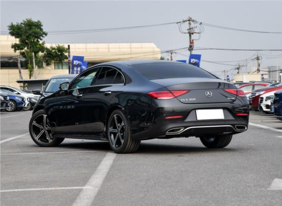 奔驰CLS 2018款 CLS 350 4MATIC 外观   斜后