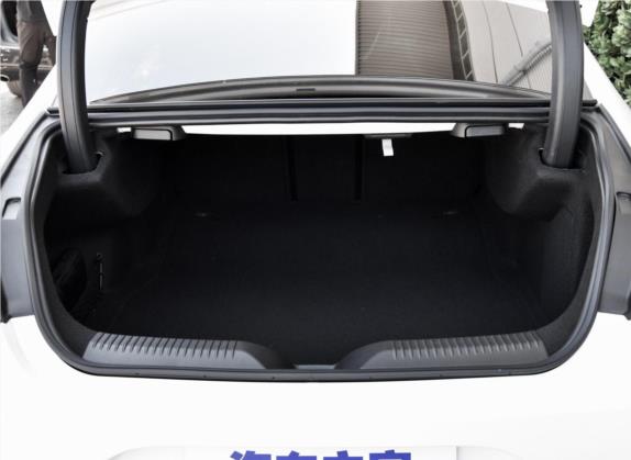 奔驰CLS 2018款 CLS 300 豪华型 车厢座椅   后备厢