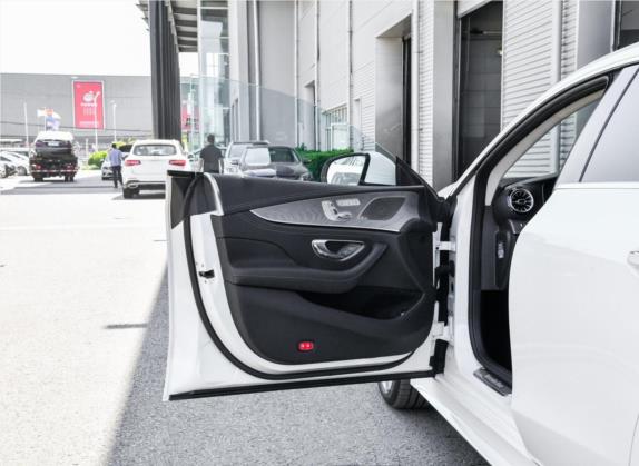 奔驰CLS 2018款 CLS 300 豪华型 车厢座椅   前门板