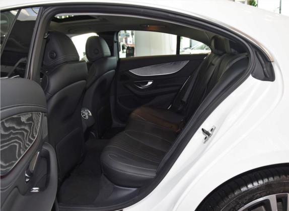 奔驰CLS 2020款 CLS 300 动感型 车厢座椅   后排空间