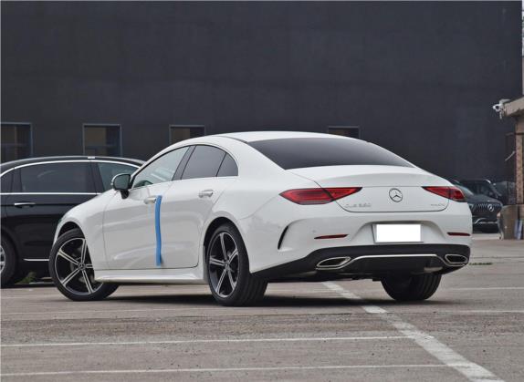奔驰CLS 2020款 CLS 350 4MATIC 外观   斜后