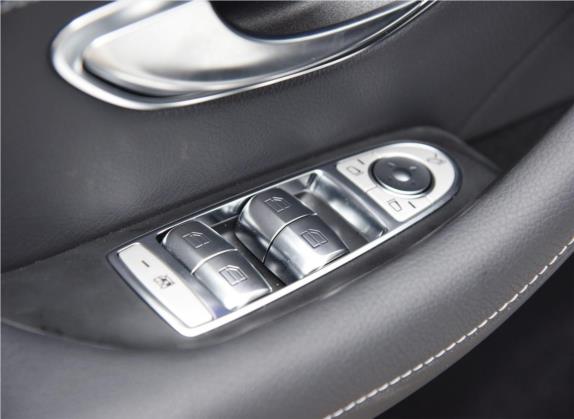 奔驰CLS 2020款 CLS 350 4MATIC 车厢座椅   门窗控制