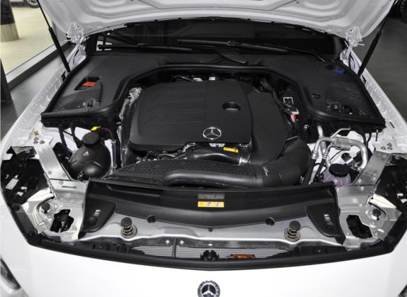 奔驰CLS 2021款 CLS 350 4MATIC 其他细节类   发动机舱