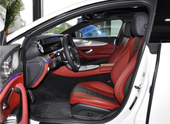 奔驰CLS 2021款 CLS 350 4MATIC 车厢座椅   前排空间