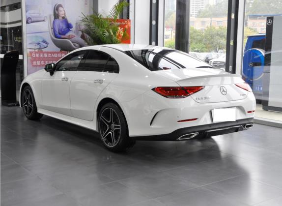 奔驰CLS 2021款 CLS 350 4MATIC 外观   斜后