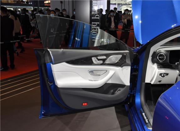 奔驰CLS 2022款 CLS 350 4MATIC 车厢座椅   前门板