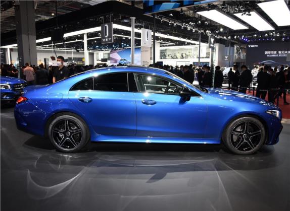 奔驰CLS 2022款 CLS 350 4MATIC 外观   正侧