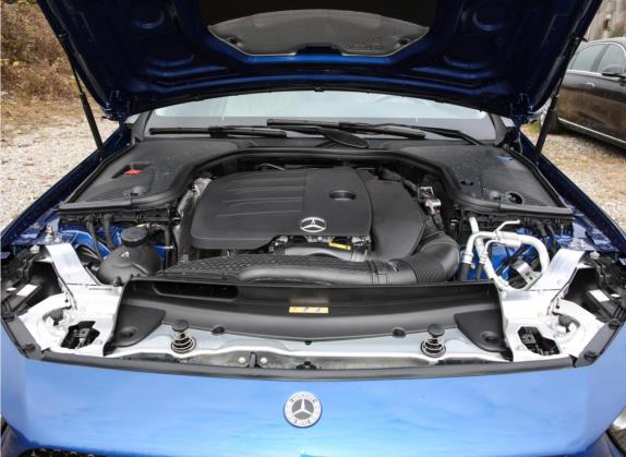 奔驰CLS 2022款 CLS 300 动感型 其他细节类   发动机舱