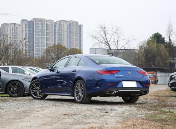 奔驰CLS 2022款 CLS 300 动感型 外观   斜后