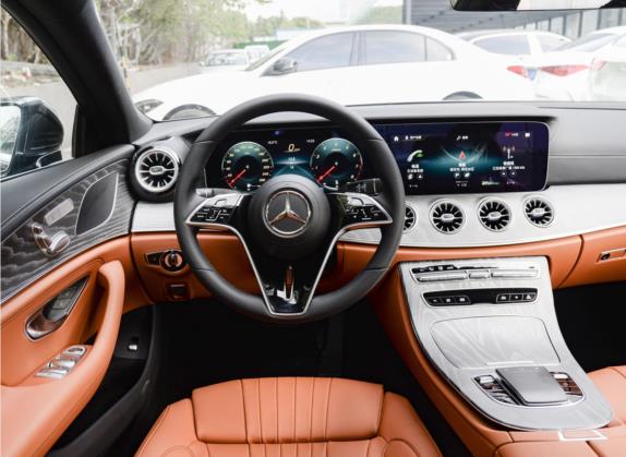奔驰CLS 2023款 CLS 260 中控类   驾驶位