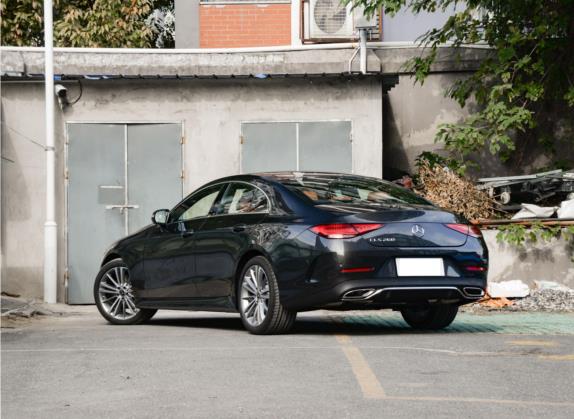 奔驰CLS 2023款 CLS 260 外观   斜后