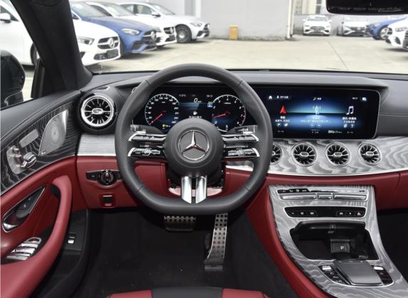 奔驰CLS 2023款 CLS 300 动感型 中控类   驾驶位