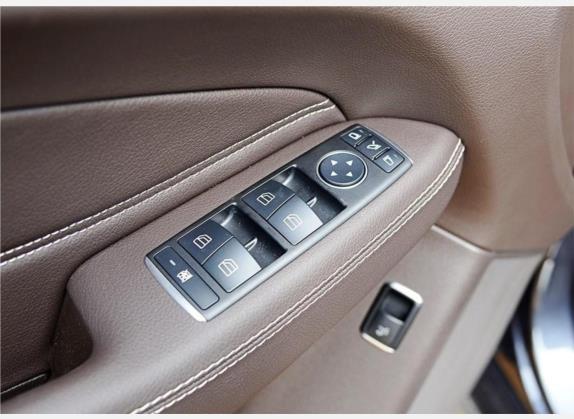 奔驰GLE 2015款 GLE 400 4MATIC 车厢座椅   门窗控制