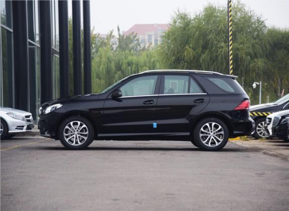奔驰GLE 2015款 GLE 350 d 4MATIC 外观   正侧