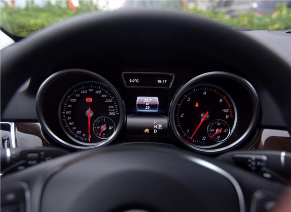 奔驰GLE 2015款 GLE 350 d 4MATIC 中控类   仪表盘