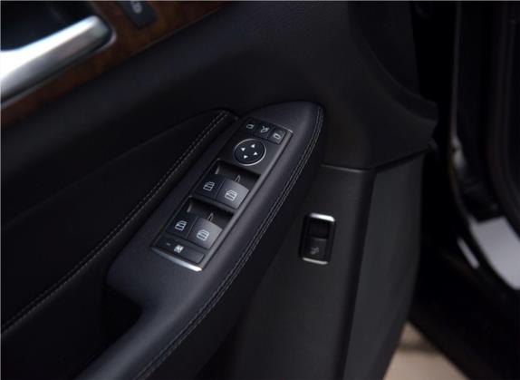 奔驰GLE 2015款 GLE 350 d 4MATIC 车厢座椅   门窗控制