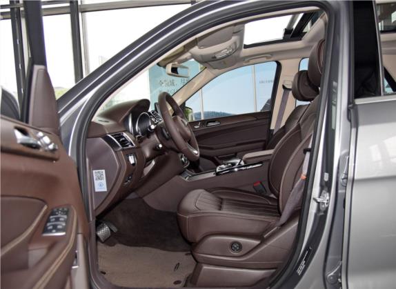 奔驰GLE 2016款 GLE 320 4MATIC 豪华型 车厢座椅   前排空间