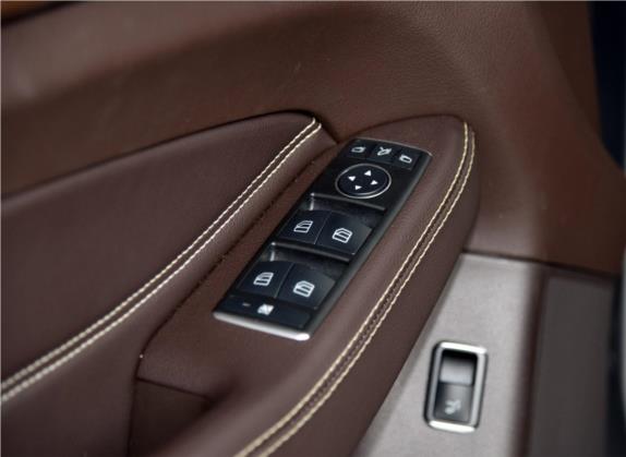 奔驰GLE 2016款 GLE 320 4MATIC 豪华型 车厢座椅   门窗控制