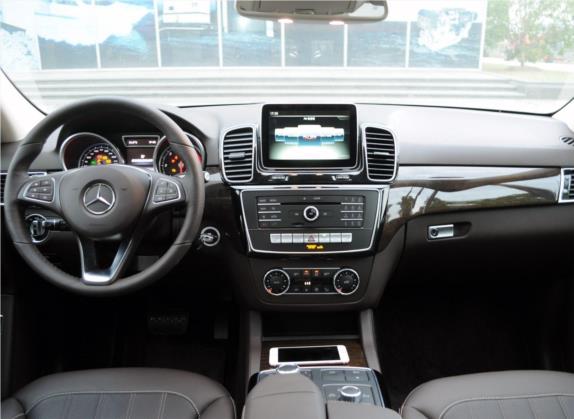 奔驰GLE 2016款 GLE 350 d 4MATIC 中控类   中控全图