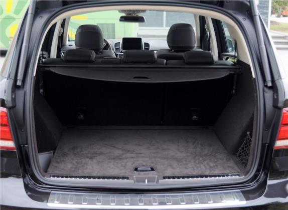 奔驰GLE 2016款 GLE 350 d 4MATIC 车厢座椅   后备厢