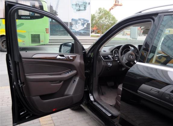 奔驰GLE 2016款 GLE 350 d 4MATIC 车厢座椅   前门板