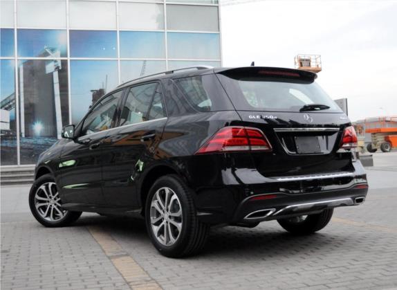 奔驰GLE 2016款 GLE 350 d 4MATIC 外观   斜后