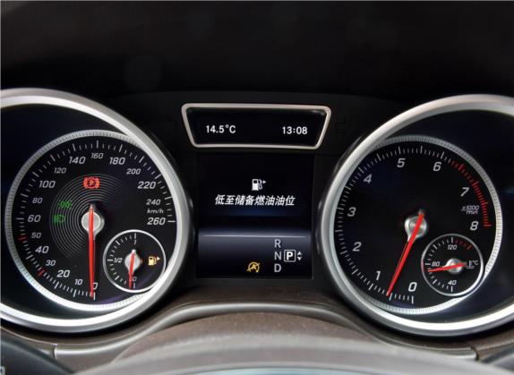 奔驰GLE 2016款 GLE 400 4MATIC 中控类   仪表盘