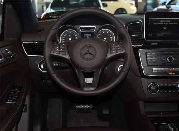 奔驰GLE 2017款 GLE 320 4MATIC 豪华型 中控类   驾驶位