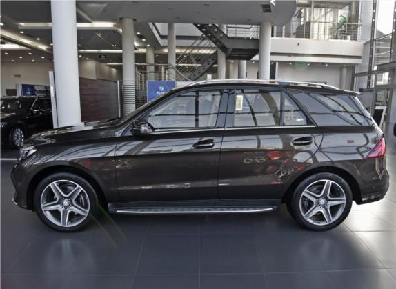 奔驰GLE 2017款 GLE 400 4MATIC 外观   正侧