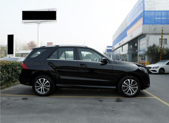 奔驰GLE 2017款 GLE 300 d 4MATIC 外观   正侧