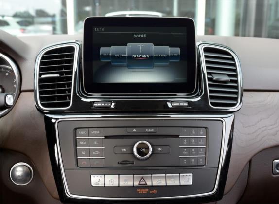 奔驰GLE 2017款 GLE 350 d 4MATIC 中控类   中控台