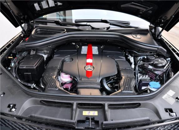 奔驰GLE 2017款 GLE 450 AMG 4MATIC 其他细节类   发动机舱