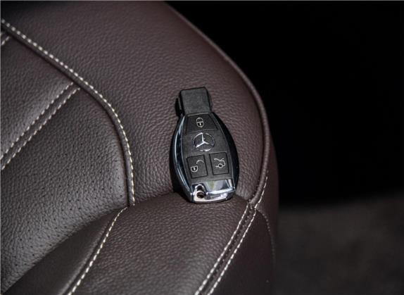 奔驰GLE 2018款 GLE 320 4MATIC 豪华型臻藏版 其他细节类   钥匙