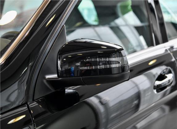 奔驰GLE 2018款 GLE 320 4MATIC 豪华型臻藏版 外观细节类   外后视镜