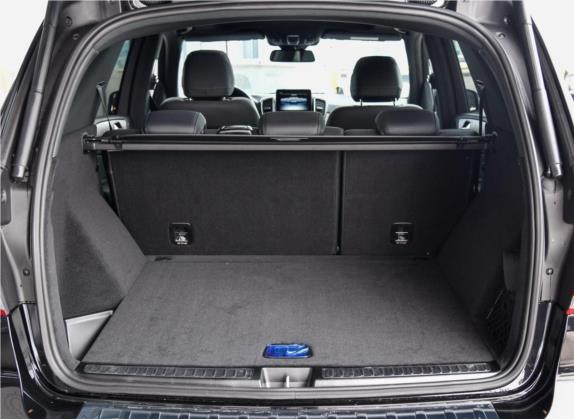 奔驰GLE 2018款 GLE 400 4MATIC 臻藏版 车厢座椅   后备厢